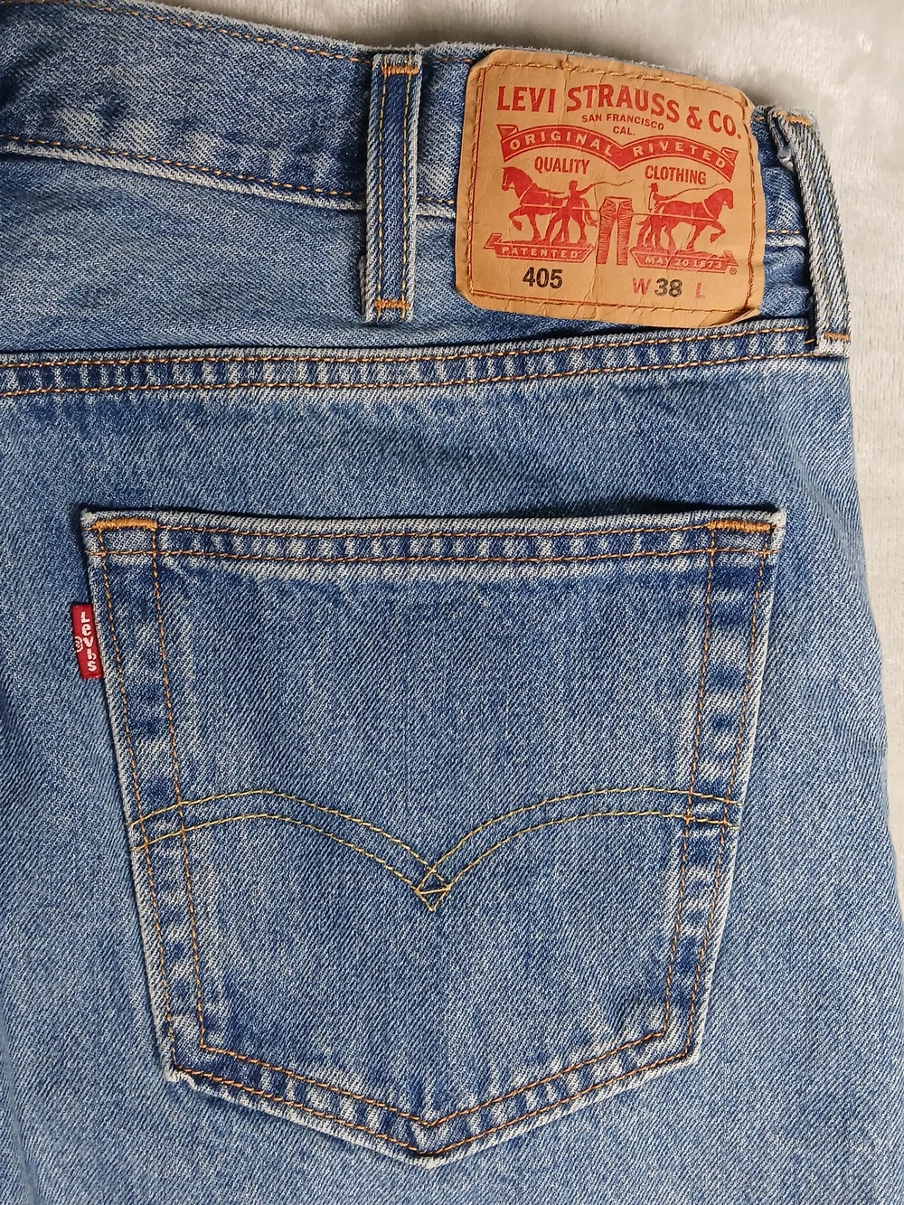 Levi's 405 Denim Shorts 38 Men's Medium Wash
